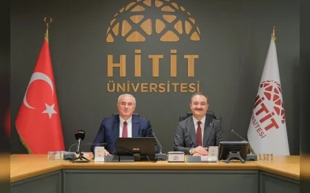 Kamu Başdenetçisi Mehmet Akarca Hitit Üniversitesinde: Kamu Denetçiliği Kurumunun Görevleri Anlatıldı