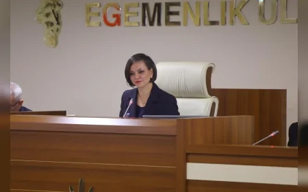 Karabağlar Belediye Başkanı Helil Kınay Mecliste Konuştu: “Hak, Hukuk ve Adalet Her Zaman Önceliğimiz”