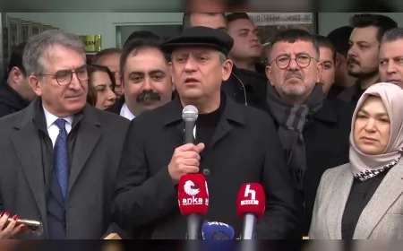 Cumhuriyet Halk Partisi Genel Başkanı Özgür Özel Malatya’da: “Depreme hazırlık için her şey vardı ama hükümet mazeretsiz yakalandı”