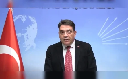 CHP Genel Başkan Yardımcısı Yankı Bağcıoğlu: “Milli güvenliğimize zarar verebilecek fırkateyn satışı tarihi sorumluluk doğurur”