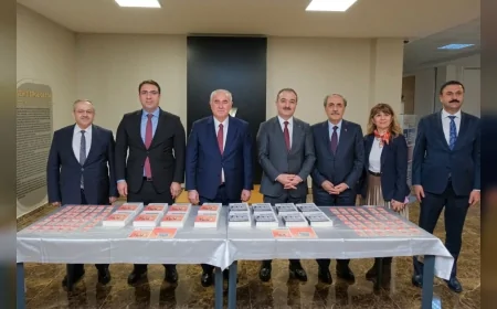 Hitit Üniversitesi’nde Ombudsman Akademik Dergisi Standı Akademisyenlerle Buluştu