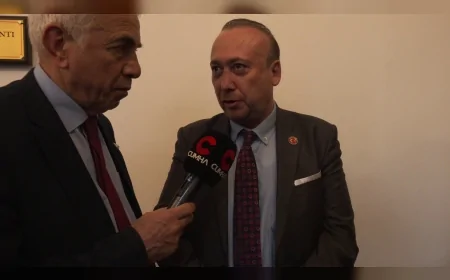 UŞAK BELEDİYE BAŞKANI ÖZKAN YALIM: “İKTİDARA GİDERKEN YANLIŞ YAPANLARLA DEĞİL, SAĞLAM DURANLARLA YÜRÜNÜR”