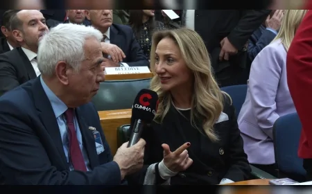 CHP AİLE GÖLGE BAKANI AYLİN NAZLIAKA: “CHP’DE KALMAK ONUR, SORUMLULUK VE BEDEL İSTER”