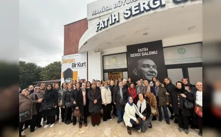 Manisa Büyükşehir Belediyesi 352 Kadını “Sarışın Bir Kurt” Sergisinde Buluşturdu