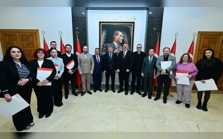 Eskişehir Valisi Dr. Erdinç Yılmaz Basın Kartlarını Takdim Etti: “Gazetecilik Fedakârlık ve Sorumluluk Gerektirir”