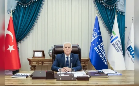 Bursa Büyükşehir Belediye Başkanı Mustafa Bozbey: “450 gram BESAŞ Ramazan pidesini 25 TL’den satışa sunuyoruz”