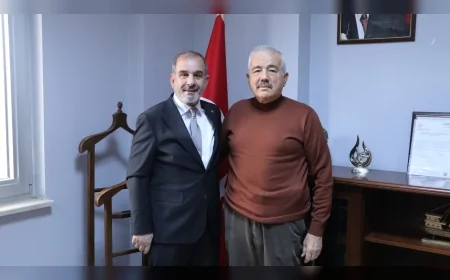 Elazığ Ticaret ve Sanayi Odası Başkanı İdris Alan’dan Recep Alyamaç’a ziyaret: “Elazığ’a mal olmuş bir büyüğümüz”