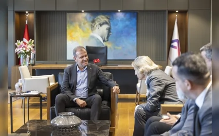 Türkiye Belediyeler Birliği Başkan Vekili Vahap Seçer: “Hepimiz Mersin’in tanıtımı için çalışıyoruz”