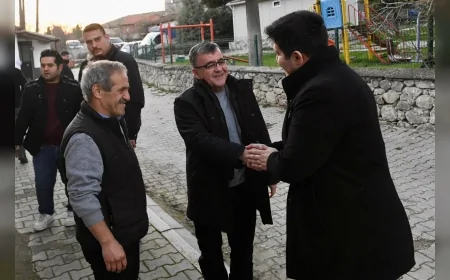 Altıeylül Belediye Başkanı Hakan Şehirli: “Ramazan ayının ilk iftarını Taşpınar’daki komşularımızla açmanın mutluluğunu yaşıyoruz”