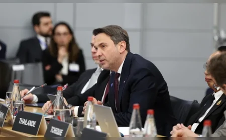 Enerji ve Tabii Kaynaklar Bakanı Alparslan Bayraktar: “Rüzgâr ve Güneşte 120 Bin Megavat Hedefimizin Üçte Birini Gerçekleştirdik”