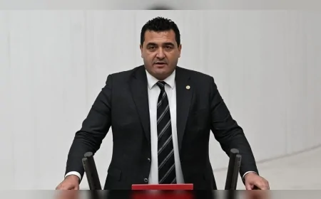 CHP Genel Başkan Yardımcısı Ulaş Karasu: “SİDEMİR’in çarkları dönmeli, işçilerin mağduriyeti bitmelidir”