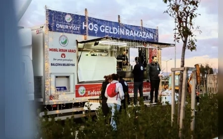 BALÇOVA BELEDİYE BAŞKANI ONUR YİĞİT: “İFTAR SAATİNDE YOLDA OLAN HEMŞEHRİLERİMİZİN YANINDAYIZ”