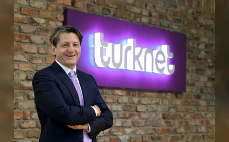 TURKNET CEO’SU CEM ÇELEBİLER: “TÜRKİYE’NİN TEKNOLOJİ ÜRETME KAPASİTESİ BU SALONLARDA BÜYÜYOR”