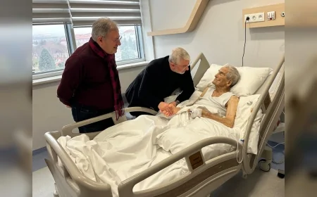 Çorum Belediye Başkanı Dr. Halil İbrahim Aşgın: “Asırlık çınar Dr. Rıfat Patır’a acil şifalar diliyorum”