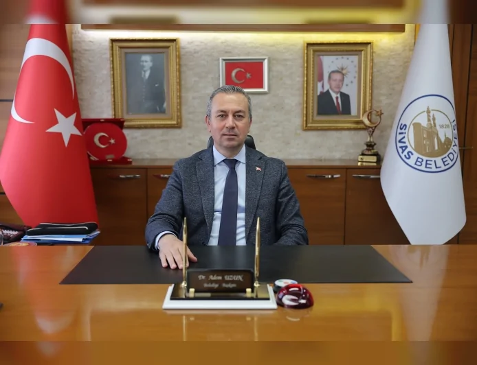 Sivas Belediye Başkanı Dr. Adem Uzun: “Berat Kandili birlik ve beraberliğimizi güçlendiren müstesna bir gecedir”