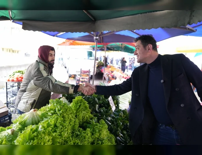 Giresun Belediye Başkanı Fuat Köse Teyyaredüzü Semt Pazarında Esnaf ve Vatandaşlarla Buluştu