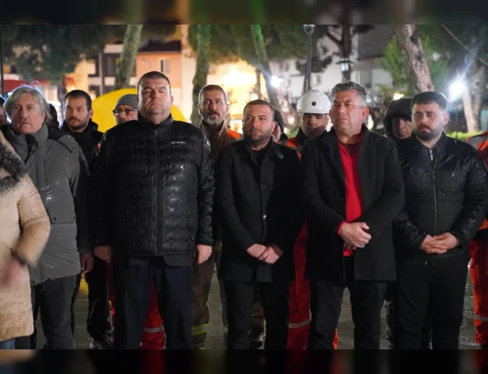 Seferihisar Belediye Başkanı İsmail Yetişkin: “Saat 04.17 takvimlerden silinmeyecek bir acının adıdır”