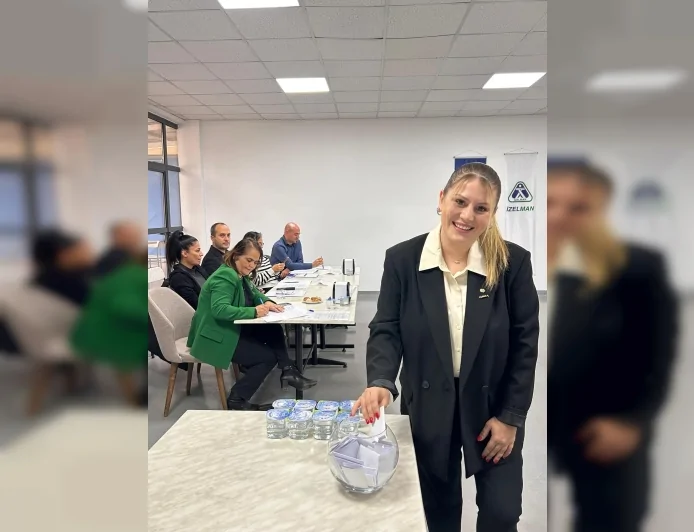 İzmir Büyükşehir Belediyesi’nde işe alımlara halk denetimi: Mülakatlar yurttaş gözü önünde yapılıyor