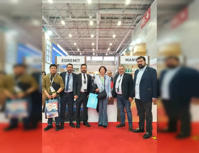 Edremit Belediyesi ve KATTAB EMITT 2026’da Körfez Turizmini Tanıttı Sektörden Yoğun İlgi Gördü