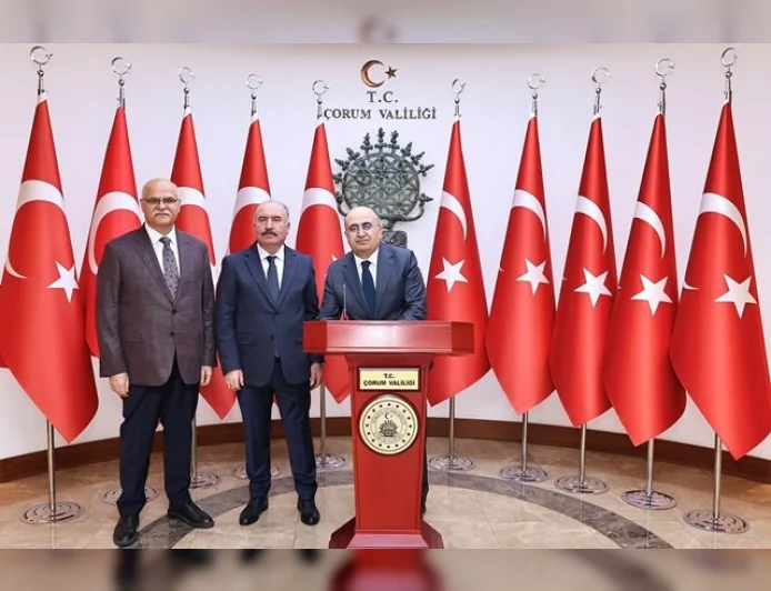 Yargıtay 9. Hukuk Dairesi Başkanı Seracettin Göktaş ve Yargıtay Üyesi Nevzat Karababa’dan Çorum Valisi Ali Çalgan’a Ziyaret