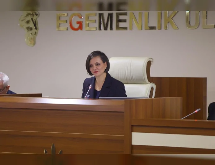 Karabağlar Belediye Başkanı Helil Kınay Mecliste Konuştu: “Hak, Hukuk ve Adalet Her Zaman Önceliğimiz”