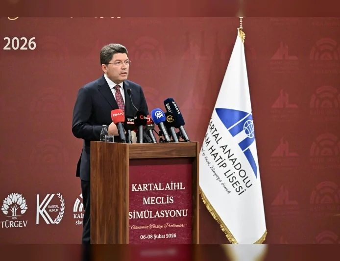 Adalet Bakanı Yılmaz Tunç: “IBAN Kullandırılmaz, Gençler İnternette Açık ve Korumasız”