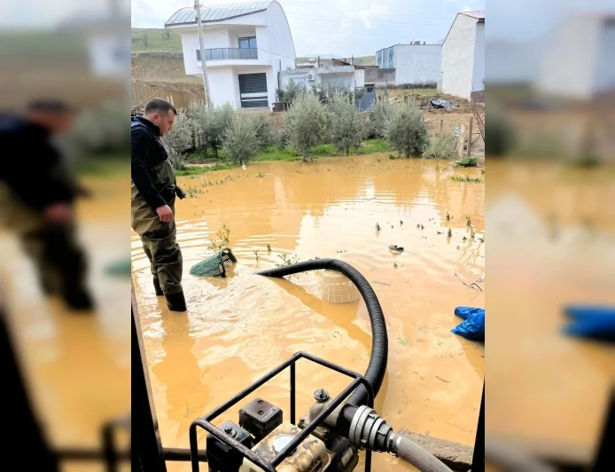 Manisa Büyükşehir ve MASKİ’den Yoğun Yağışa Gece Boyu Müdahale: Yaklaşık 1000 Personel Sahadaydı