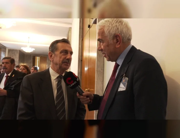 TEPEBAŞI BELEDİYE BAŞKANI AHMET ATAÇ: “BU TARTIŞMA DÜRÜST YÖNETİLENLERLE YÖNETİLMEYENLER ARASINDADIR”