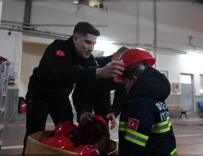 Düzce Belediyesi İtfaiye Müdürlüğü’nden 7’den 70’e Yangın Eğitimi: “Acil Durumlarda Doğru Müdahale Hayat Kurtarır”