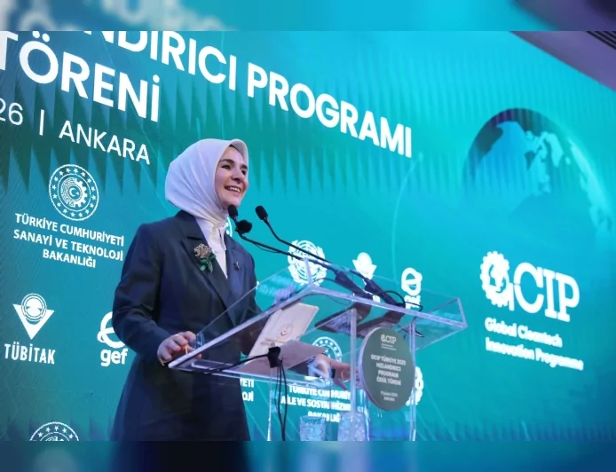 Aile ve Sosyal Hizmetler Bakanı Mahinur Özdemir Göktaş: “Şubat ayı için 1 milyar 787 milyon lira SED ödemesini hesaplara yatırdık”