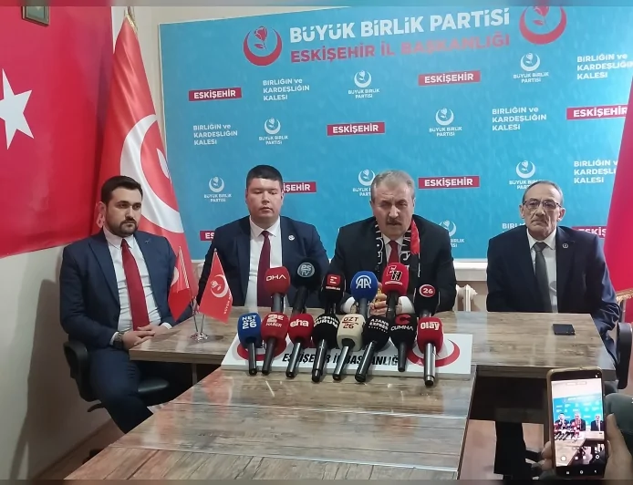 Büyük Birlik Partisi Genel Başkanı Mustafa Destici: “En düşük emekli maaşı ilk etapta 30 bin liraya çıkarılmalı”