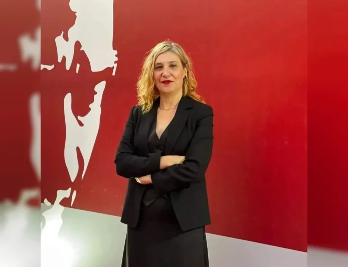 Cumhuriyet Halk Partisi İzmir İl Kadın Kolları Başkanı Zahide Kurun: “Medeni Kanun Beşikten Mezara Hayatımızın Güvencesidir, Şiddete Karşı Kalkanımızdır”