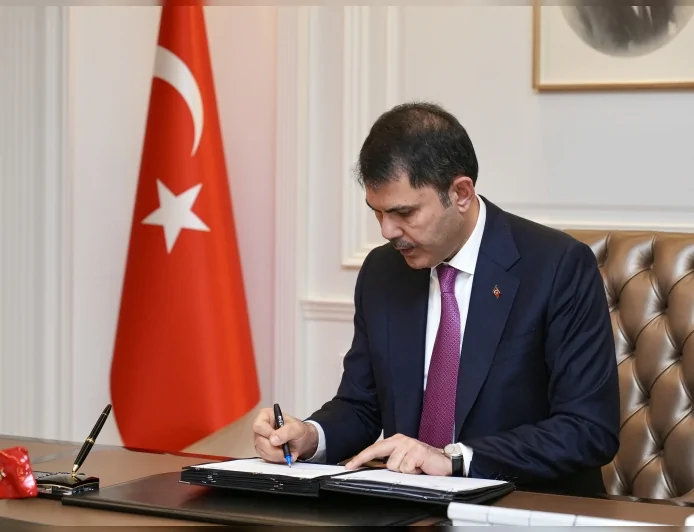 T.C. Çevre, Şehircilik ve İklim Değişikliği Bakanı Murat Kurum: “Bu Başarı Türkiye’nin Her Bir Yüreğinin Eseri”