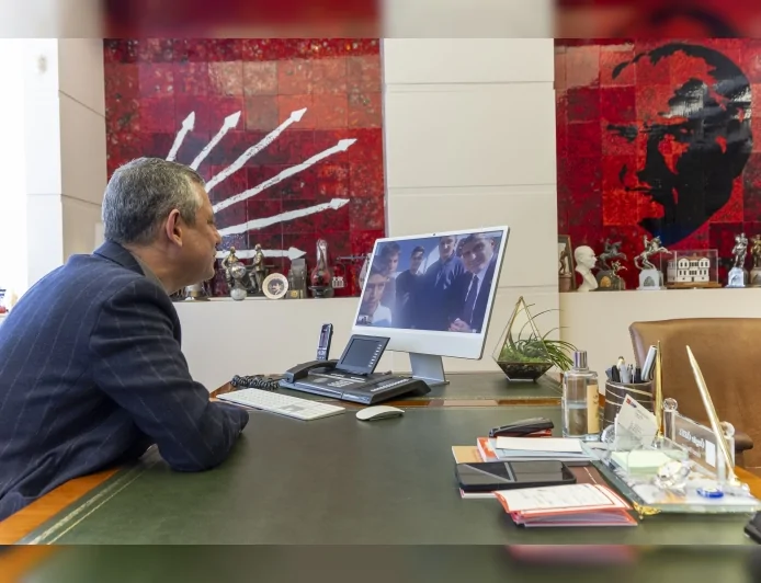 Cumhuriyet Halk Partisi Genel Başkanı Özgür Özel: “Bu Türkiye’de Böyle Bir Gençlik Olduktan Sonra Hiçbir Şey Olmaz”