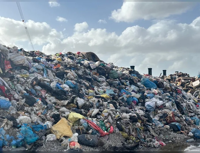 Çevre, Şehircilik ve İklim Değişikliği Bakanlığı’ndan Buca ve Foça Belediyelerine 9 Milyon 385 Bin TL Çevre Cezası