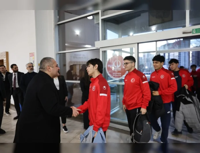 KEÇİÖREN BELEDİYE BAŞKANI DR. MESUT ÖZARSLAN: “EN BÜYÜK İCRAATLARIMIZI ENGELLİ KARDEŞLERİM İÇİN YAPTIK”