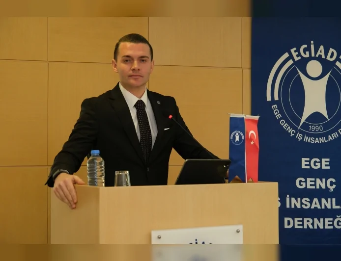 EGİAD Yönetim Kurulu Başkanı Kaan Özhelvacı: “Yaratıcı yıkımı İzmir için stratejik sıçrama alanına dönüştürmek istiyoruz”