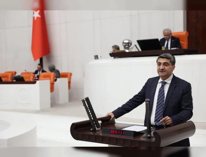 DEVA Partisi Genel Başkan Yardımcısı Mehmet Emin Ekmen: “Mersin’de geciken DSİ projeleri acilen tamamlanmalı”