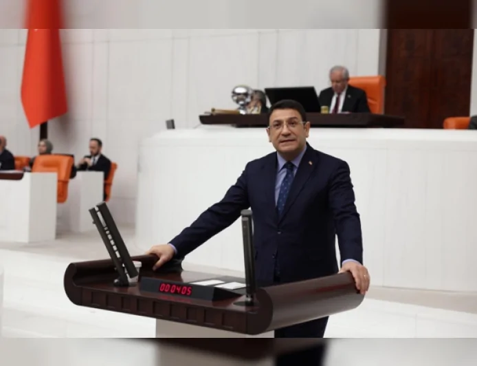 DEVA Partisi Ankara Milletvekili Av. İdris Şahin: “Gençler sadece parasızlıktan değil, yarınından korktuğu için yuva kuramıyor”