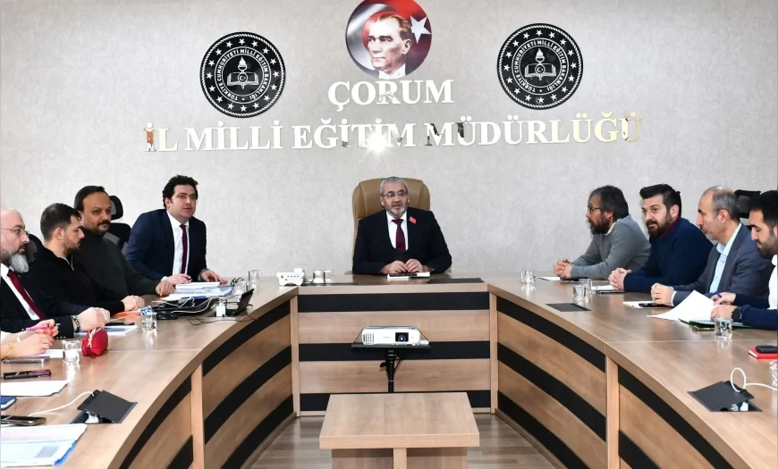 Çorum İl Millî Eğitim Müdürü Cemil Çağlar Başkanlığında 2025-2026 Eğitim Öğretim Yılı İkinci Dönem Değerlendirme Toplantısı Yapıldı