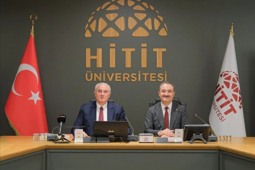 Kamu Başdenetçisi Mehmet Akarca Hitit Üniversitesinde: Kamu Denetçiliği Kurumunun Görevleri Anlatıldı