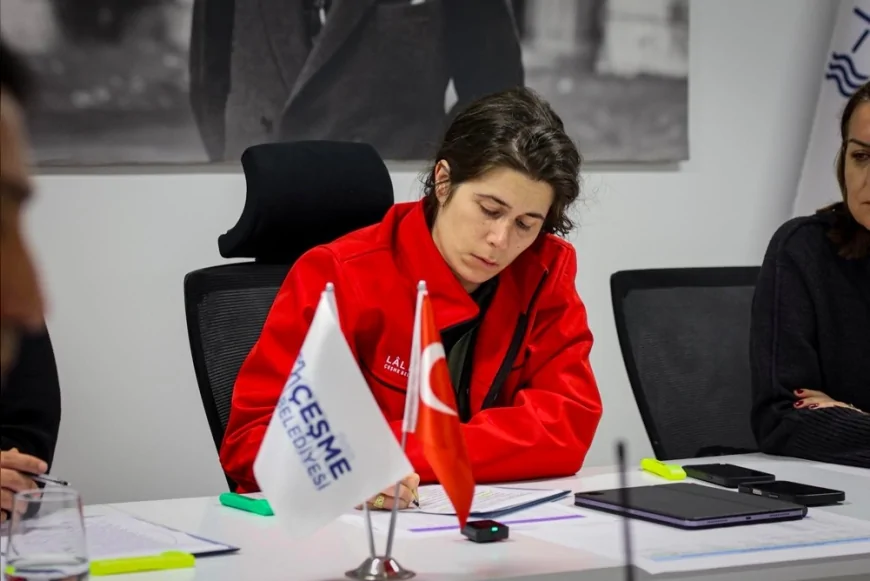 Çeşme Belediyesi Yoğun Yağışlara Karşı Teyakkuzda: “116 Noktada Eş Zamanlı Müdahale Sürdürülüyor”