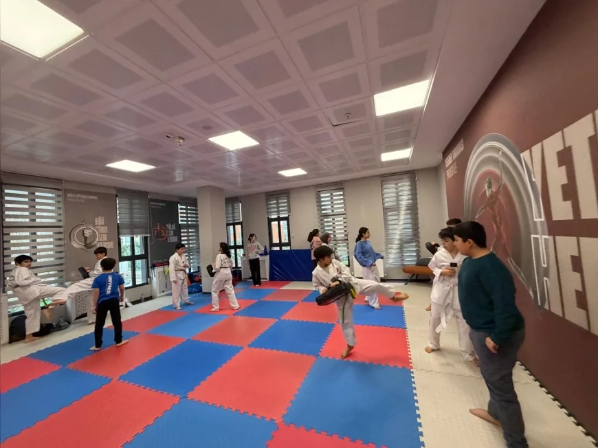 Mamak Belediyesi Altınevler Gençlik Merkezi’nde Taekwondo Kursiyerleri 8 Şubat’ta Kuşak Sınavına Çıkacak