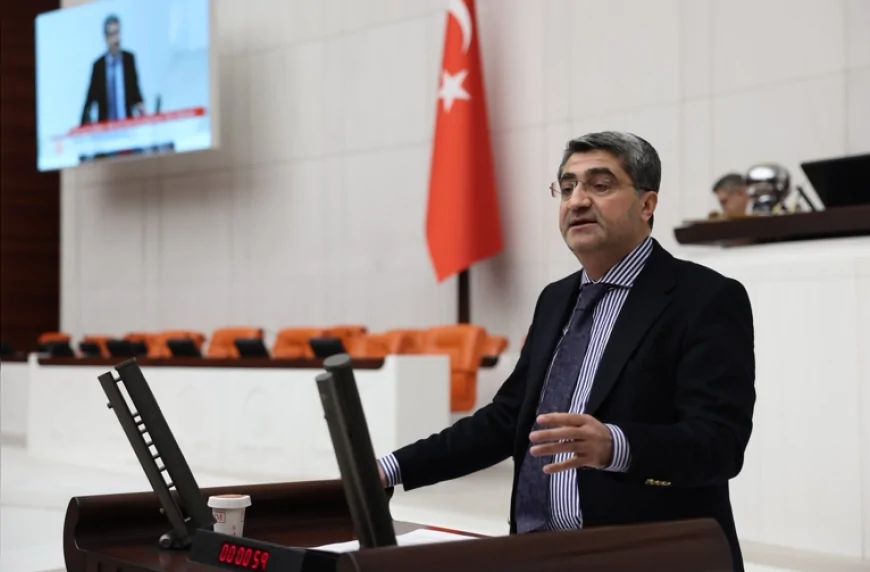 DEVA Partisi Genel Başkan Yardımcısı Mehmet Emin Ekmen: “6 Şubat depremlerine hazırlıksız yakalandık, ders almadık”