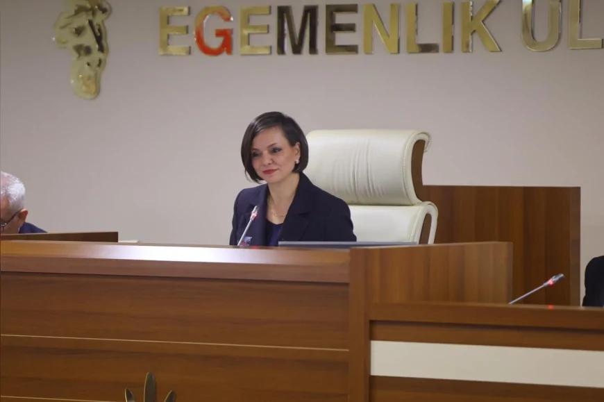 Karabağlar Belediye Başkanı Helil Kınay Mecliste Konuştu: “Hak, Hukuk ve Adalet Her Zaman Önceliğimiz”