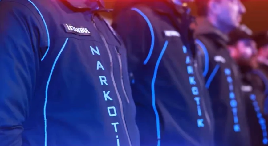 İçişleri Bakanı Ali Yerlikaya: “Sosyal medya üzerinden uyuşturucu satanlara yönelik operasyonda 305 şüpheli yakalandı”