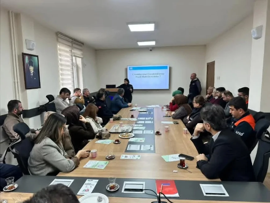 Çorum’da İl Sağlık Müdürlüğü, Müftülük ve Yeşilay’dan Bağımlılıkla Mücadele Eğitimi