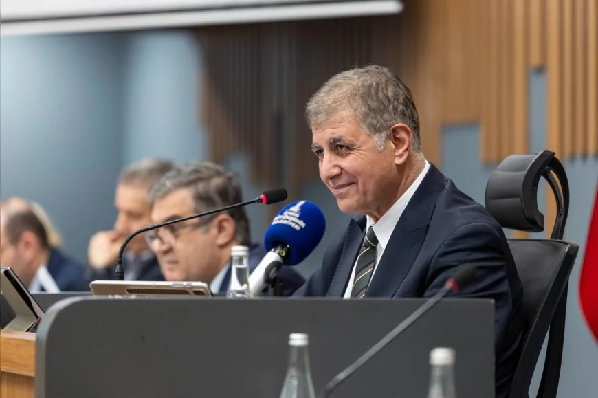 İzmir Büyükşehir Belediye Başkanı Cemil Tugay: “Basmane’de yapı yüksekliği 84 metreyle sınırlandırıldı”