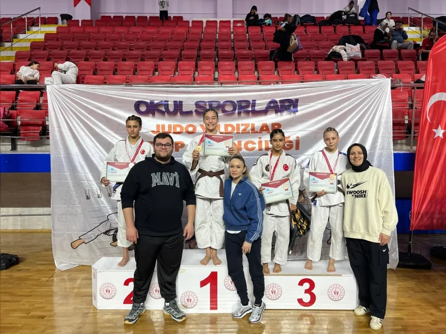 Yunusemre Belediyespor Başkanvekili Yücel Taşçı: “Burdur’dan 7 madalya ile dönmek kulübümüz adına büyük gurur”