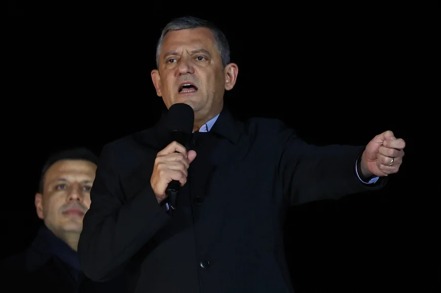 CHP Genel Başkanı Özgür Özel İstanbul Adalar’da: “Duyduk duymadık demeyin; Erdoğan geleceğimizi satıyor, engelleyin”